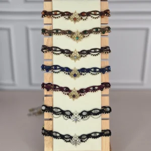 Choker ras de cou délicat tissé main, bijou de créateur C'Sylvette.